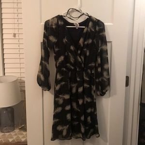 Small Famosa feather-pattern black & white dress